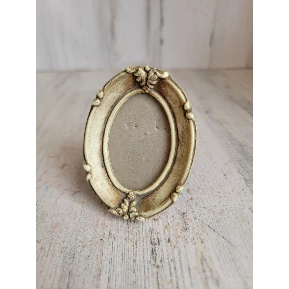 Victorian mini oval ivory picture frame unique home decor figure off white